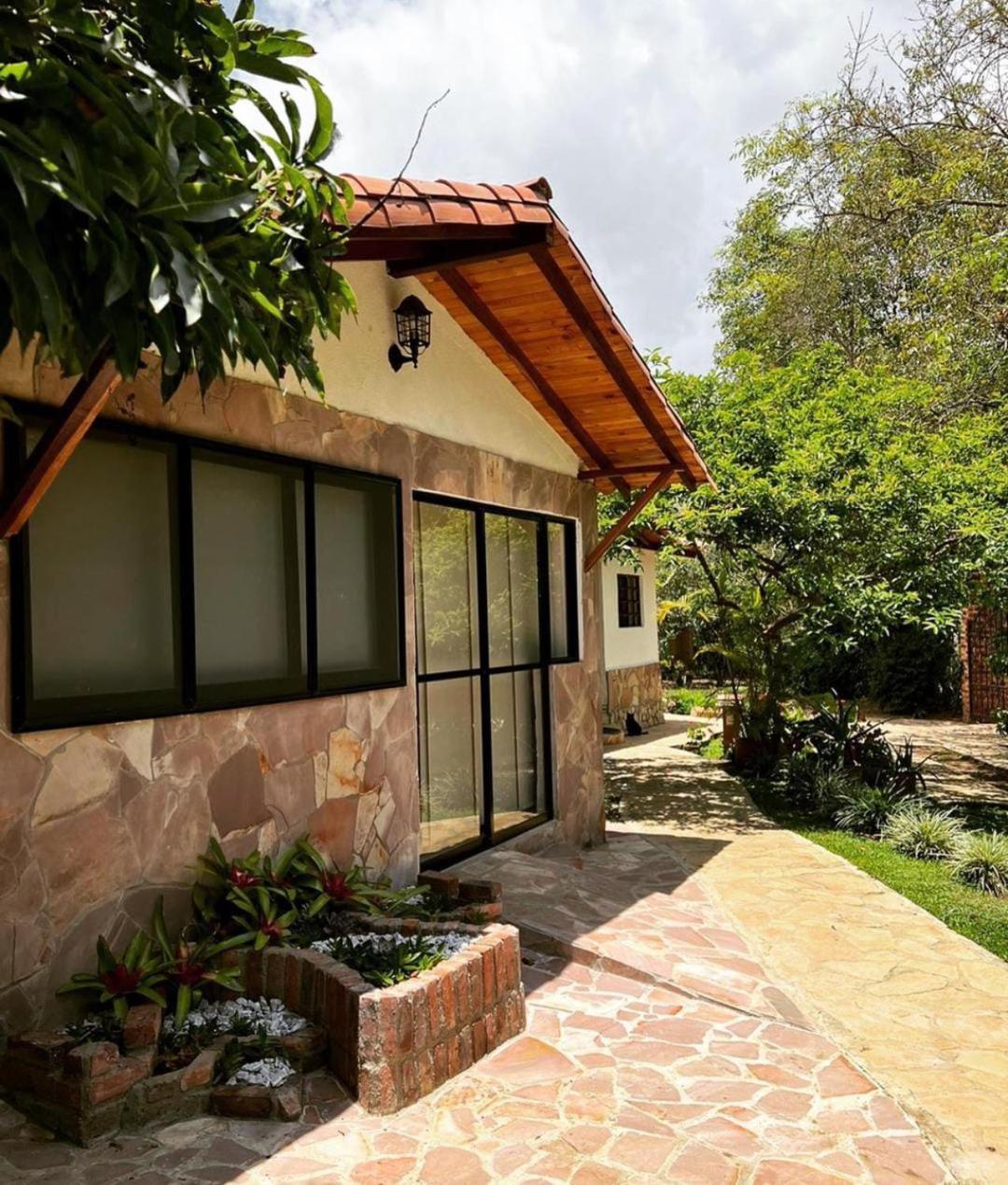 Cabanas La Carolina - Mesa De Los Santos Los Santos  Exterior photo